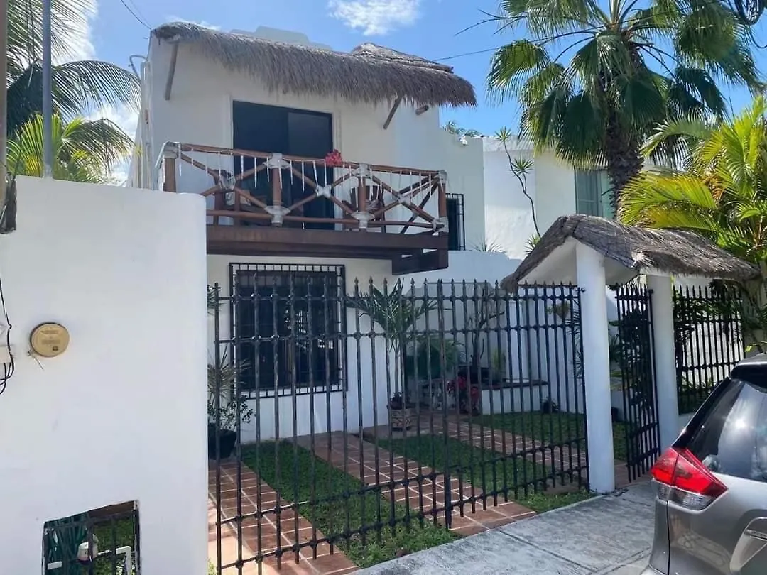 بيت للعطل فيلا Casa Alado De La Playa كانكون